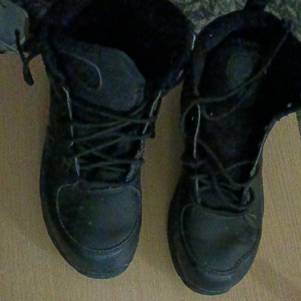 Nike Black Lace-Up Sneakers